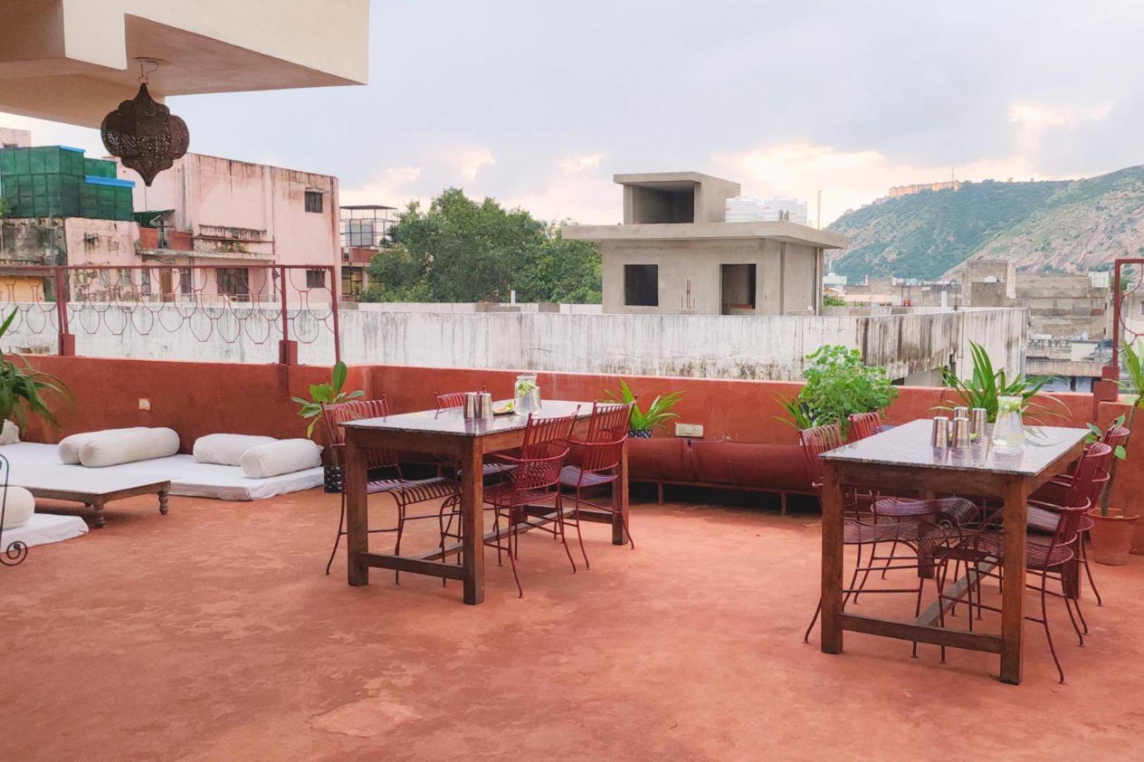 Chillout - A Boutique Hotel & Rooftop Restaurant Jaipur Exterior foto